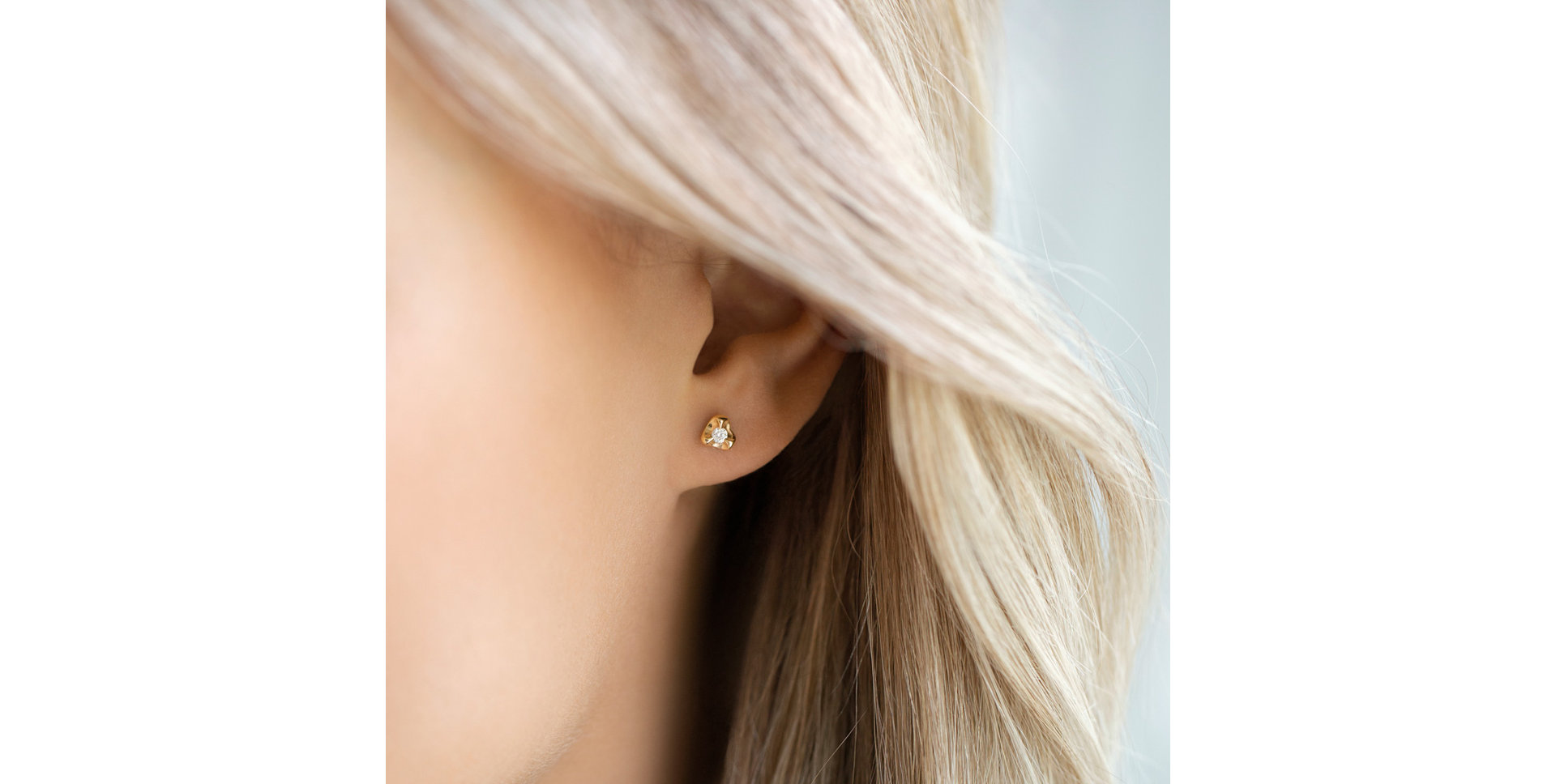 Náušnice s diamantom Full Hearts