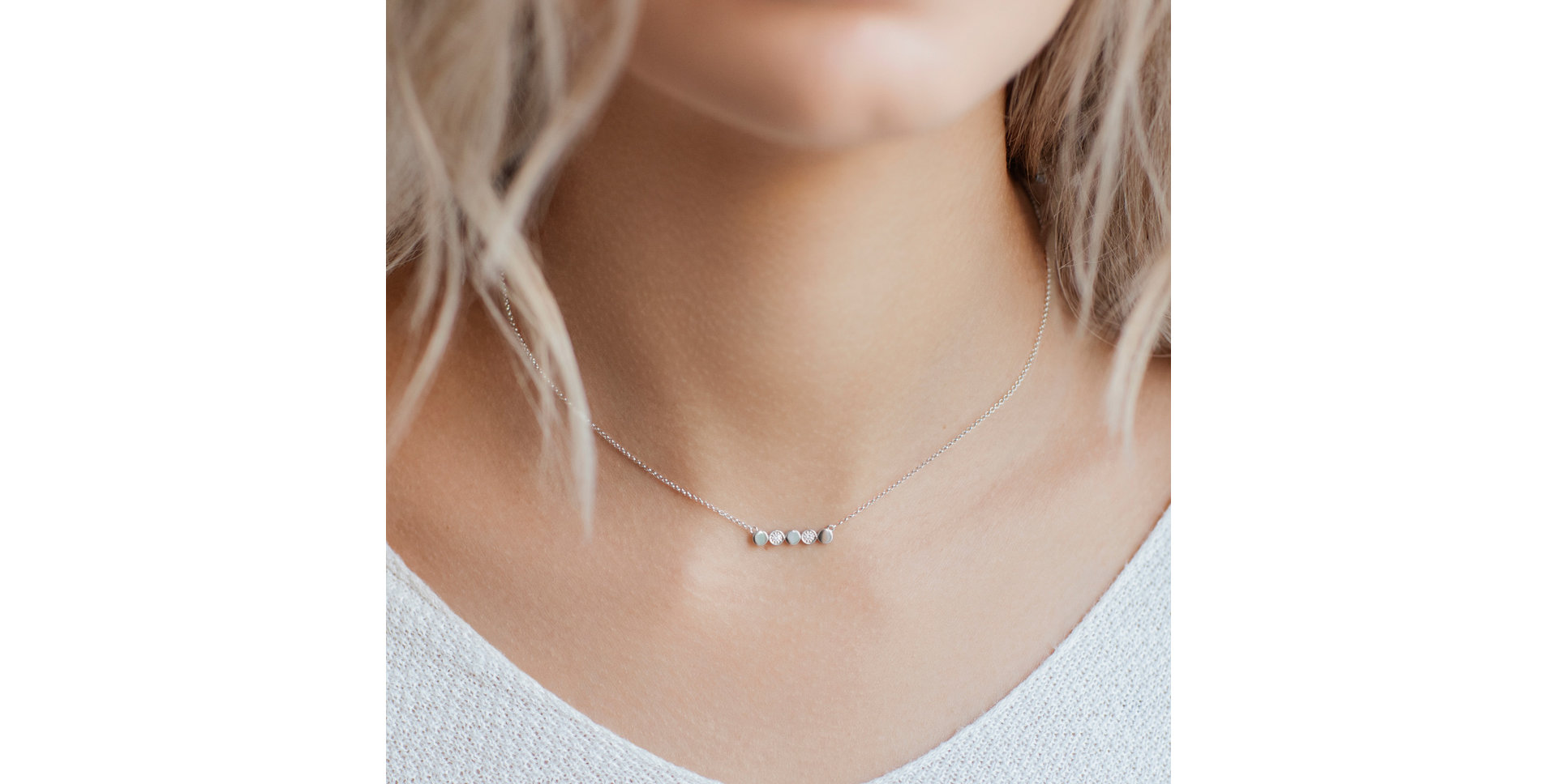 Náhrdelník s diamantmi Glossy Dots