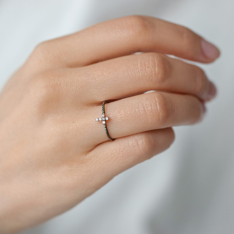 Prsteň s diamantmi Cross