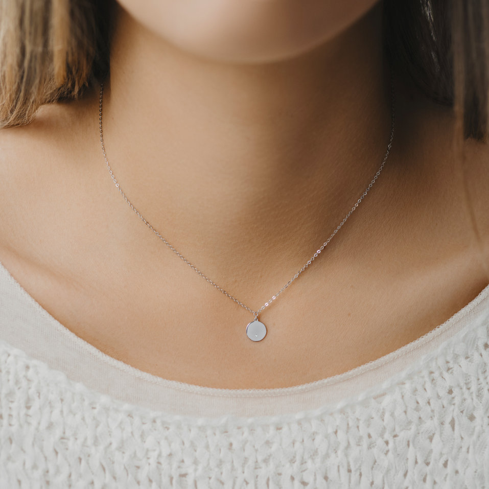 Náhrdelník s diamantom Infinity