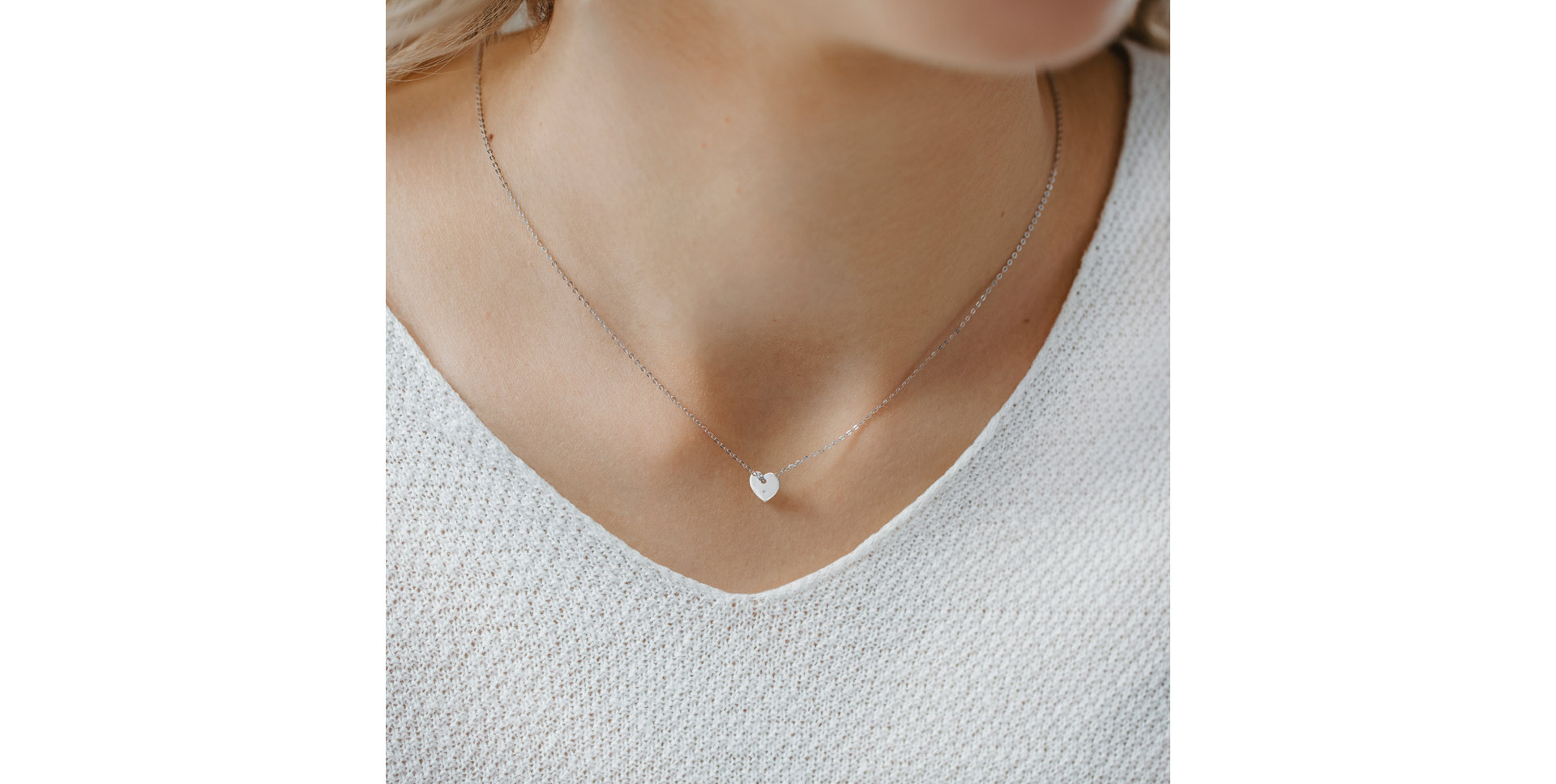 Náhrdelník s diamantom Love Symbol