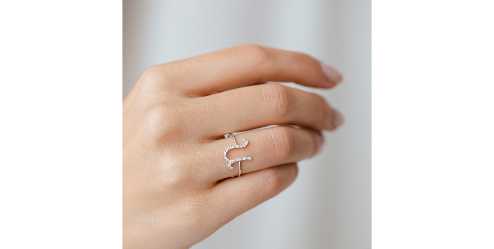 Prsteň s diamantmi Curly Glittery U