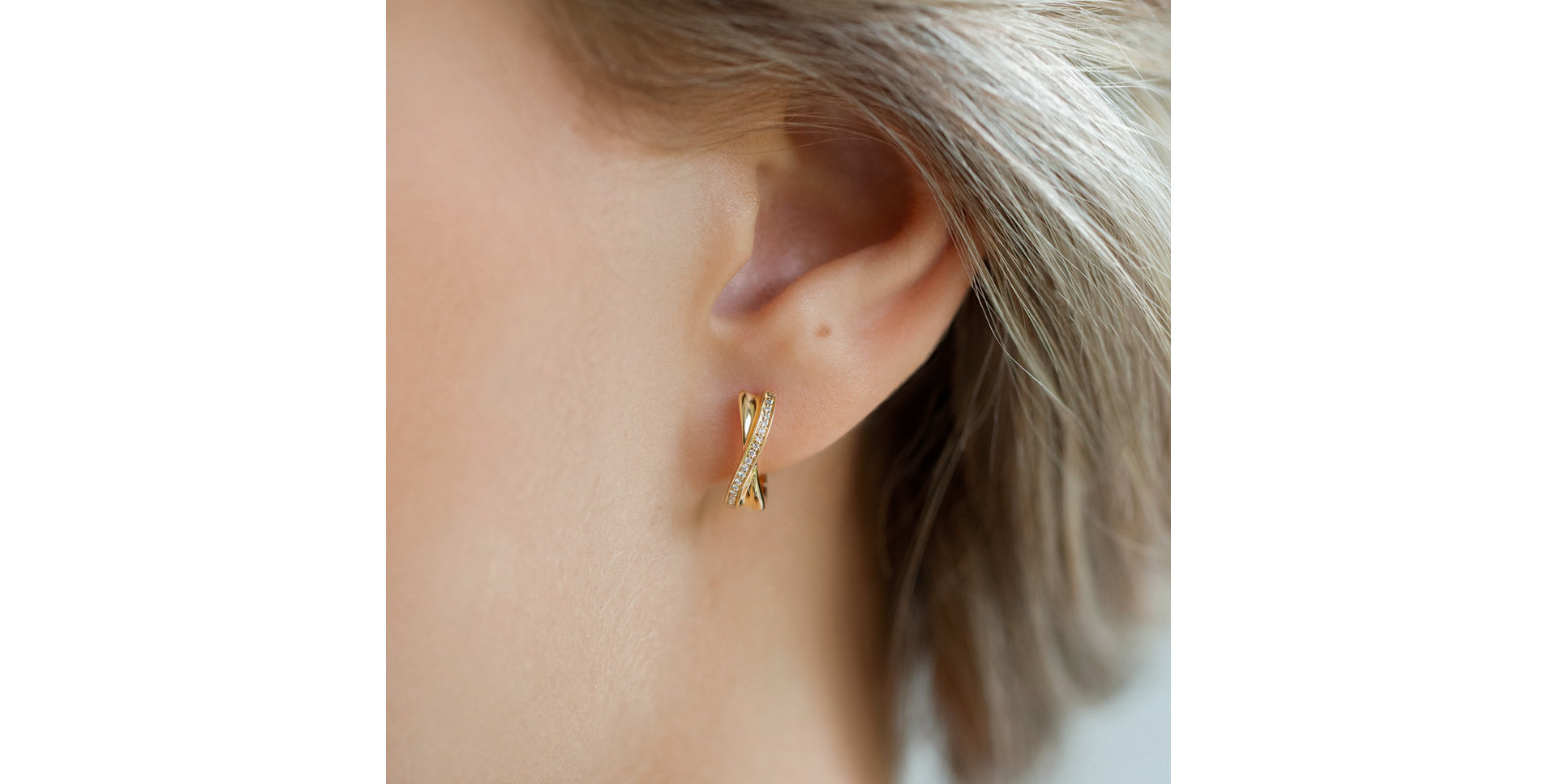 Náušnice s diamantmi Shiny Ribbon