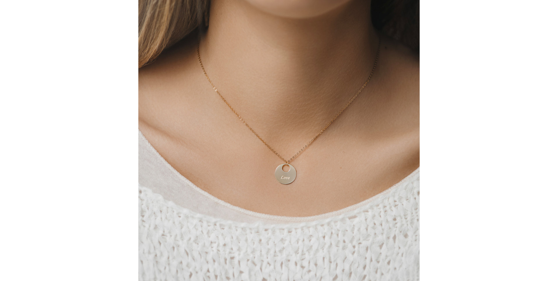 Náhrdelník s diamantom Love Courier