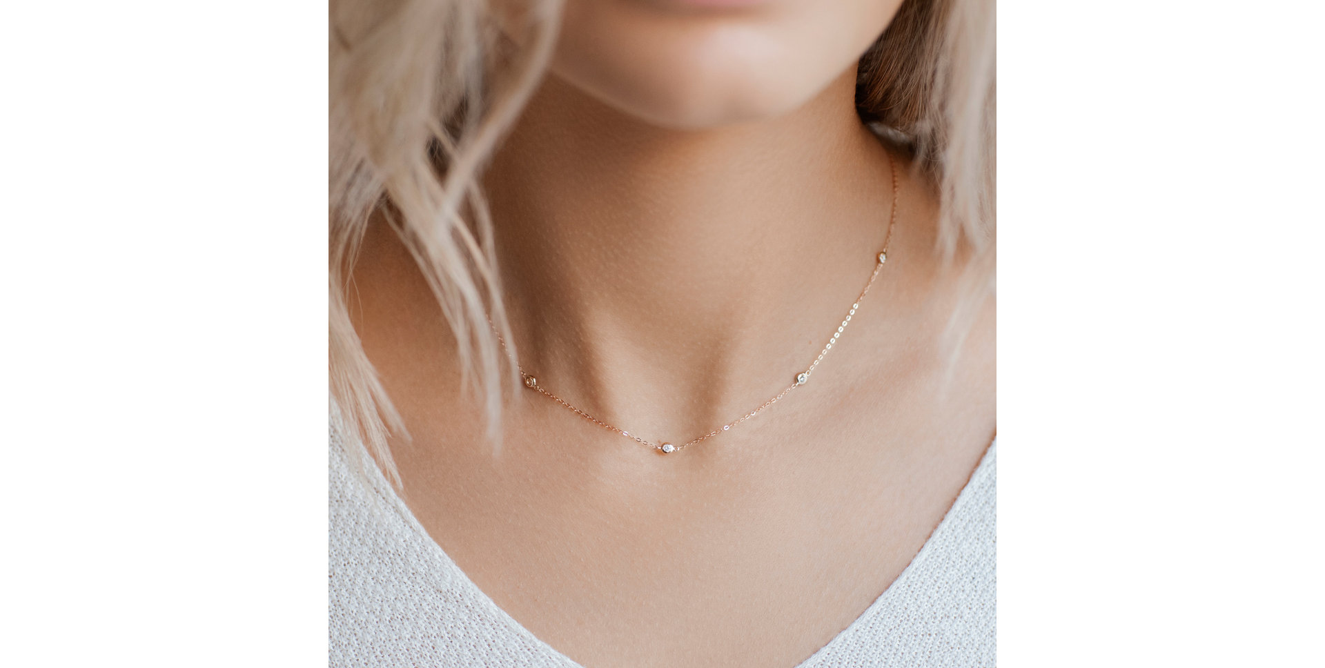 Náhrdelník s diamantmi Dots