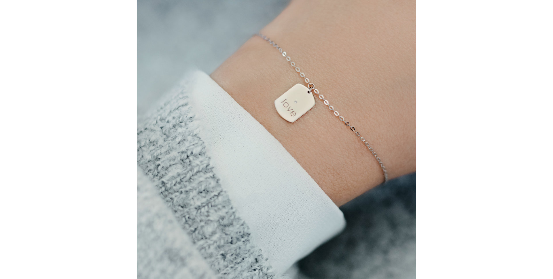 Náramok s diamantom Love