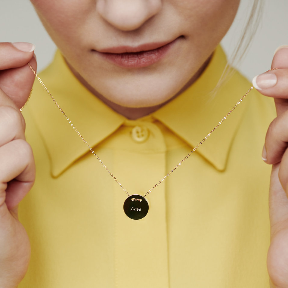 Náhrdelník s diamantom Love Stamp