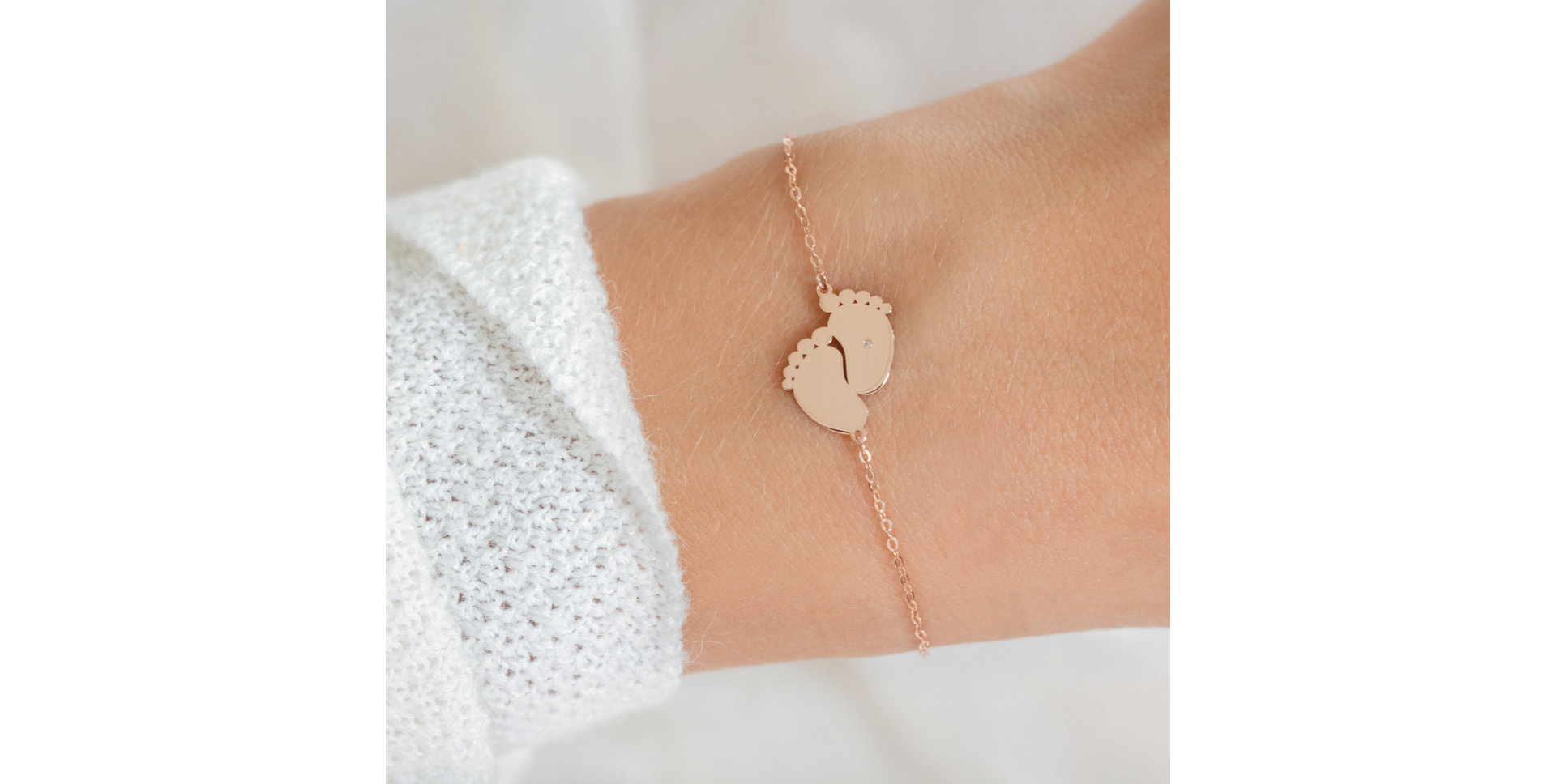 Náramok s diamantom Baby Feet