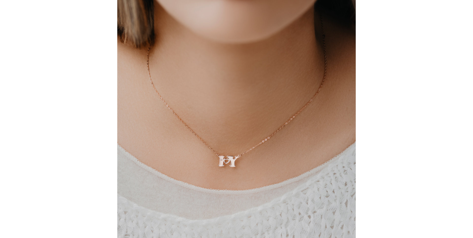 Náhrdelník s diamantom I Love U