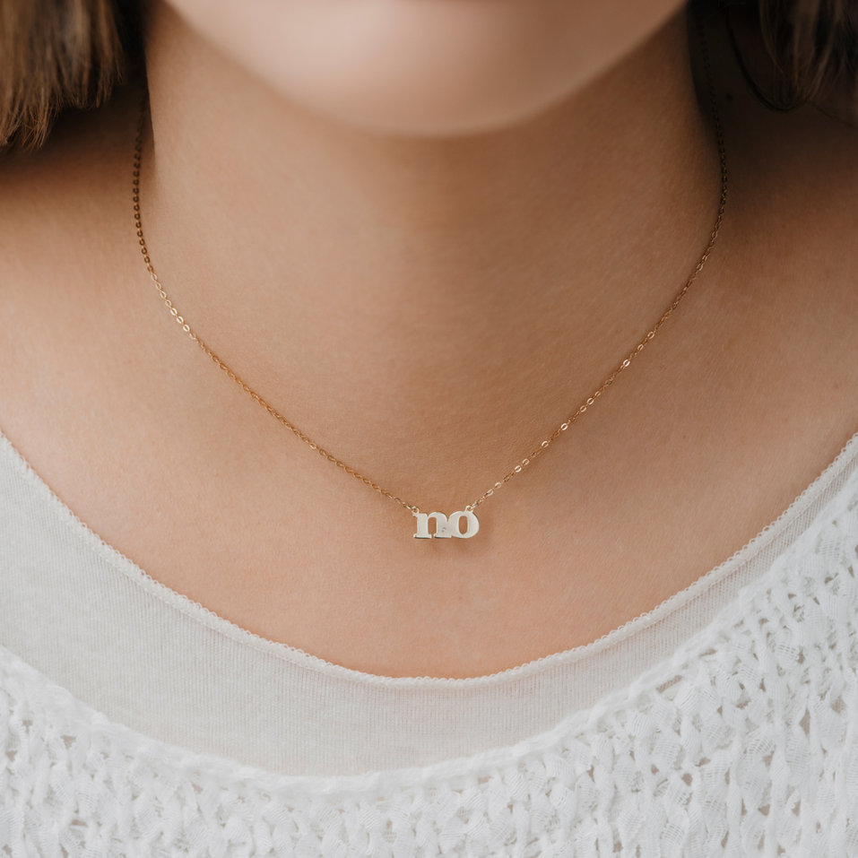 Náhrdelník s diamantom NO