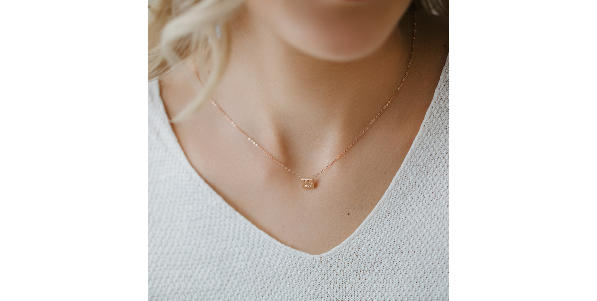 Náhrdelník s diamantom Military Amour