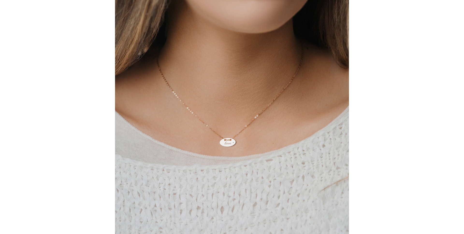 Náhrdelník s diamantom Love Y