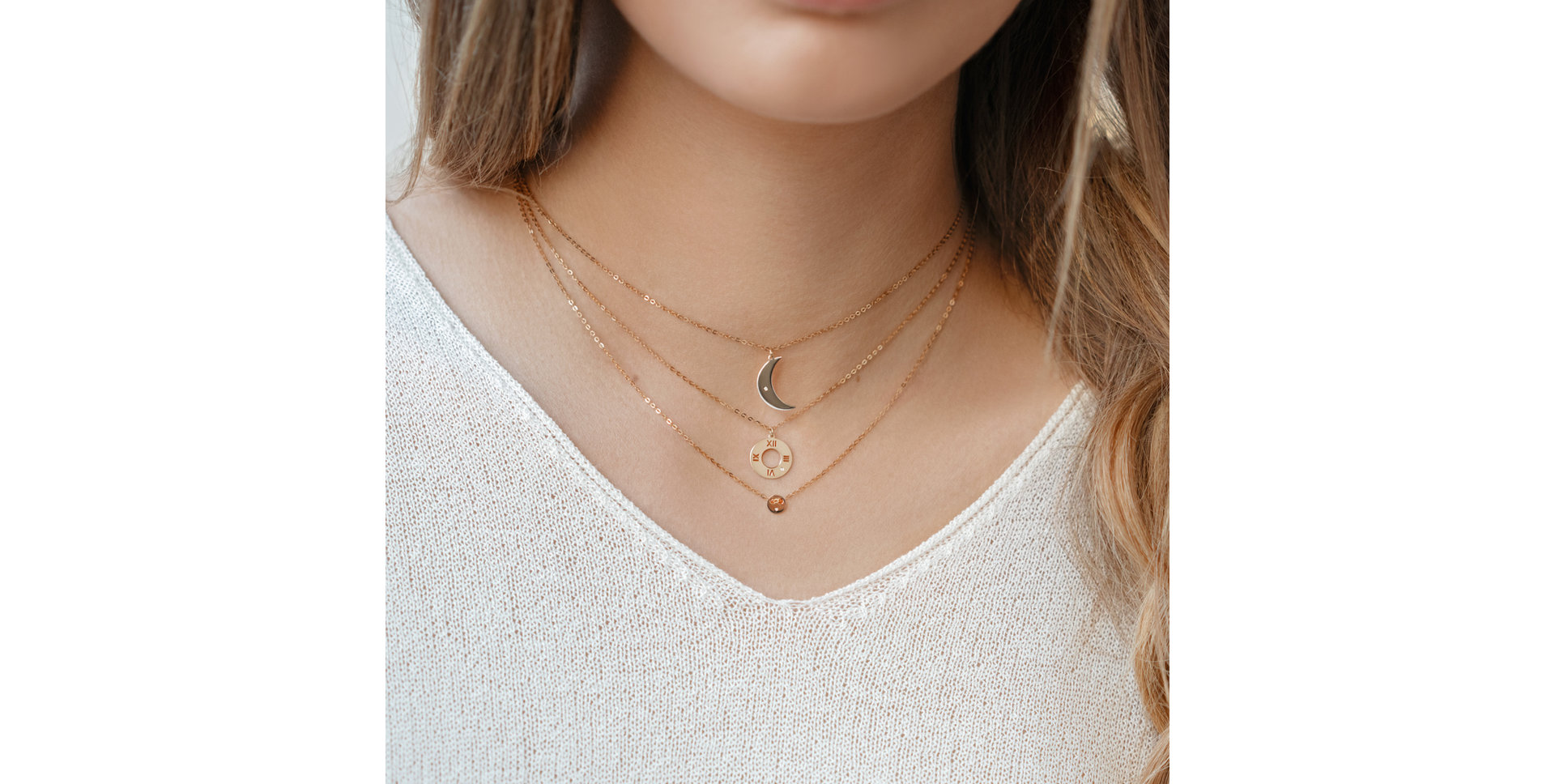 Náhrdelník s diamantom Love