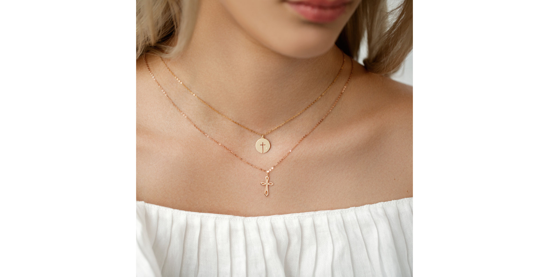Náhrdelník s diamantom Little Cross