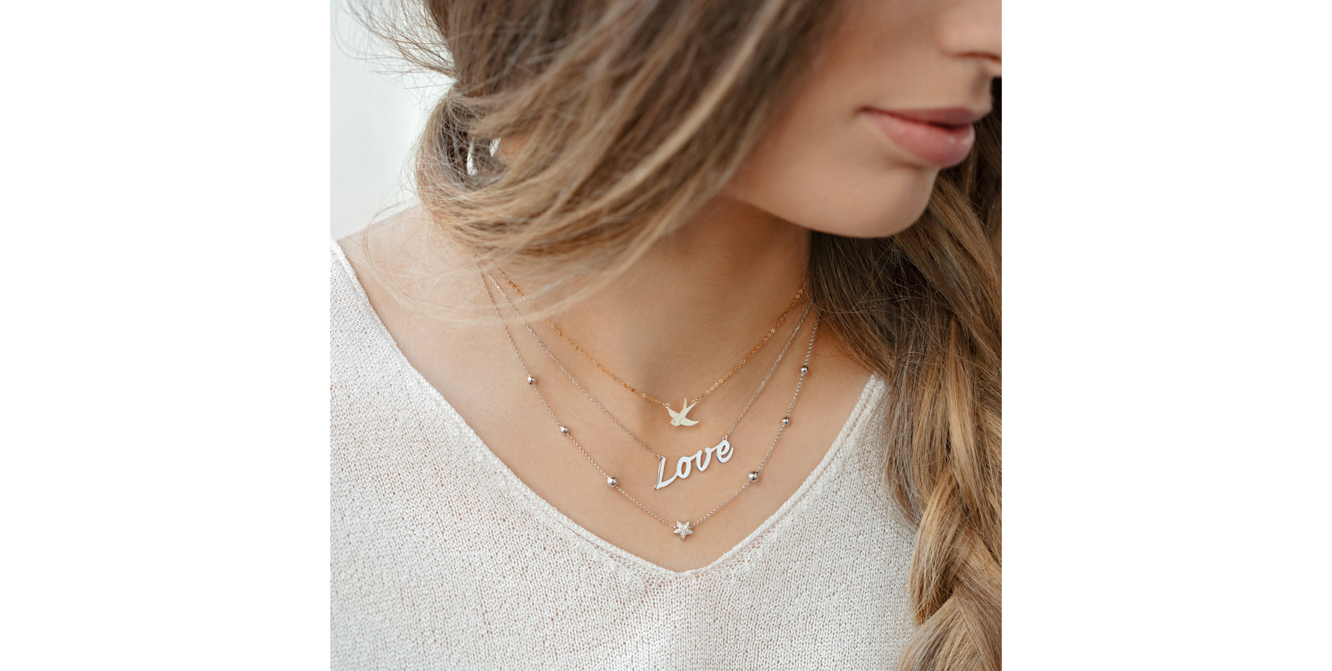 Náhrdelník s diamantom Swallow