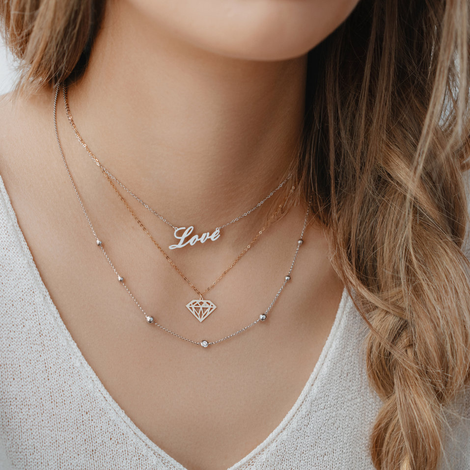 Náhrdelník s diamantom Diamond