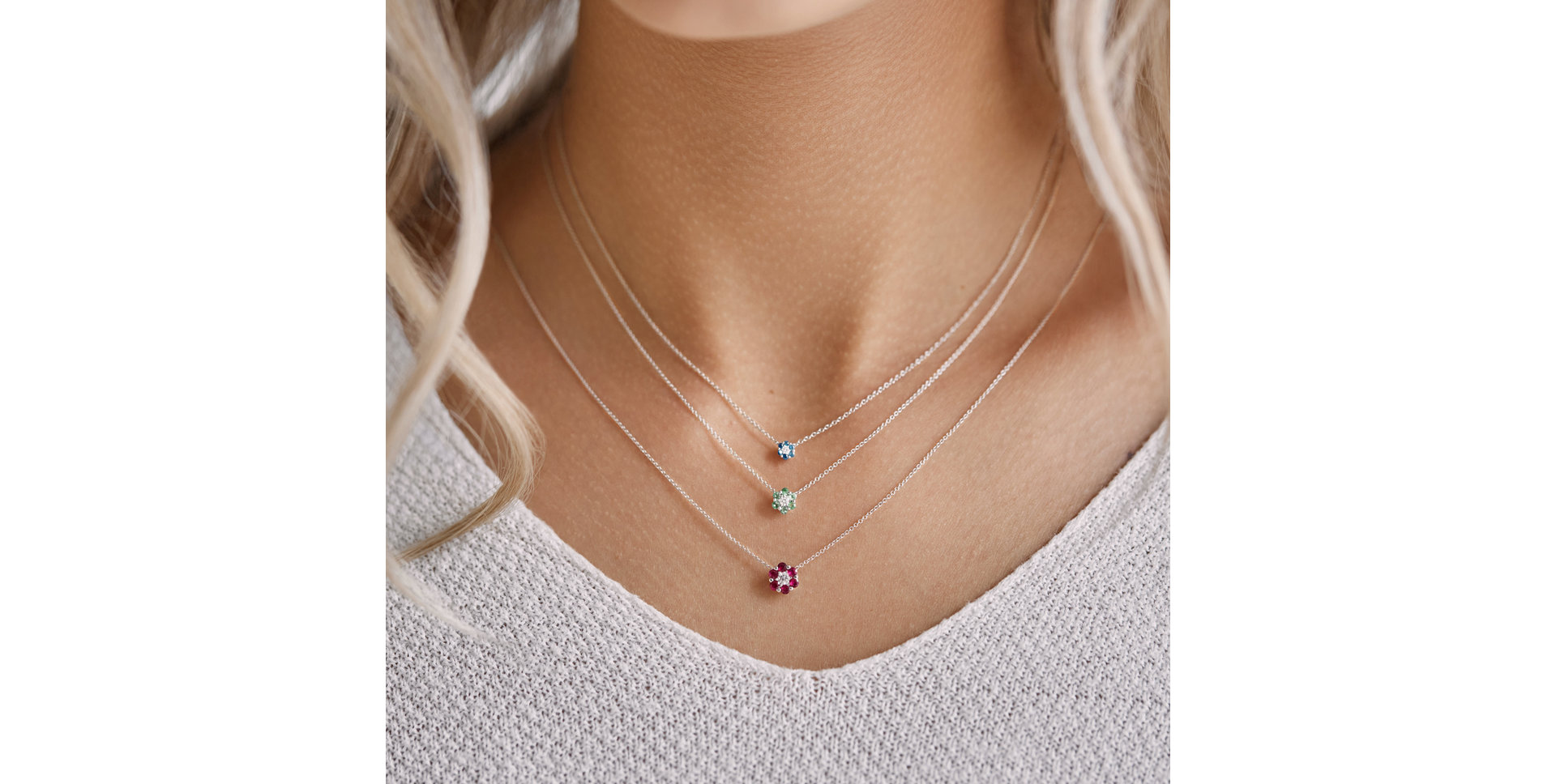 Náhrdelník s diamantom a zafírmi Shiny Constellation