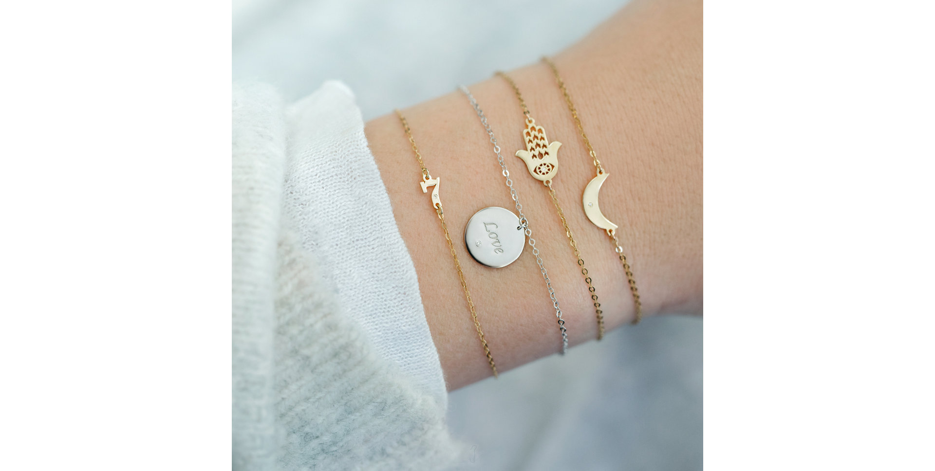 Náramok s diamantom Love