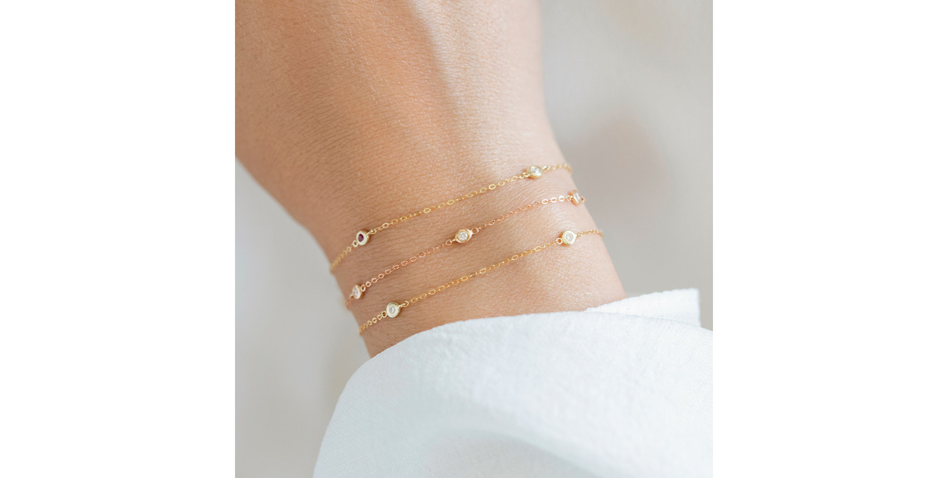 Náramok s diamantmi Dots