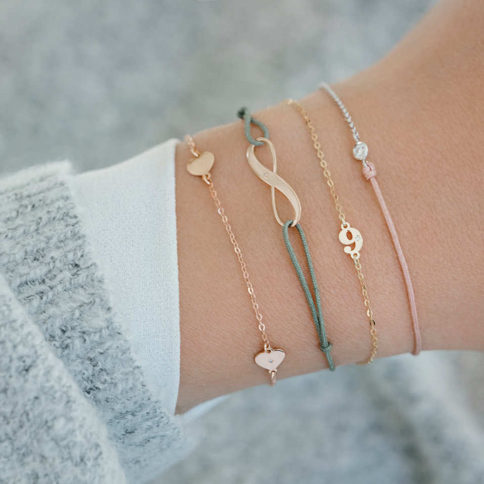 Diamantový náramok so šnúrkou Infinity