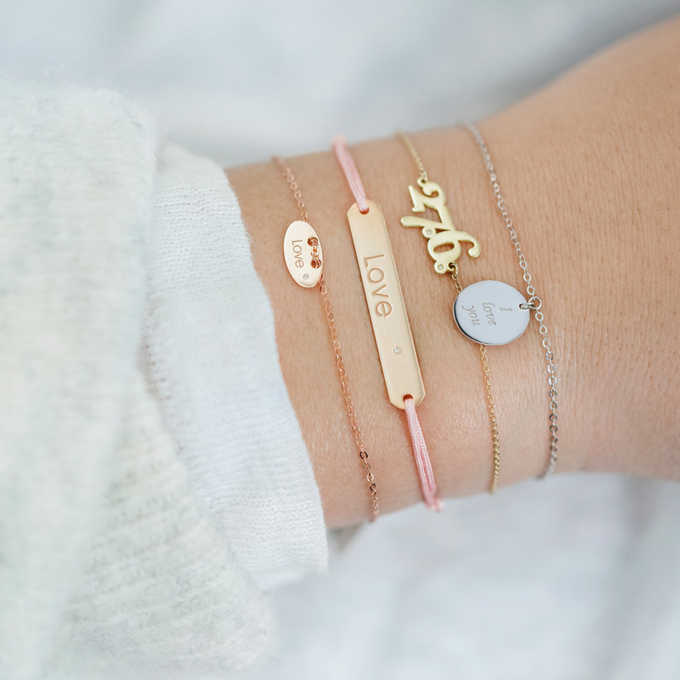 Diamantový náramok so šnúrkou Love