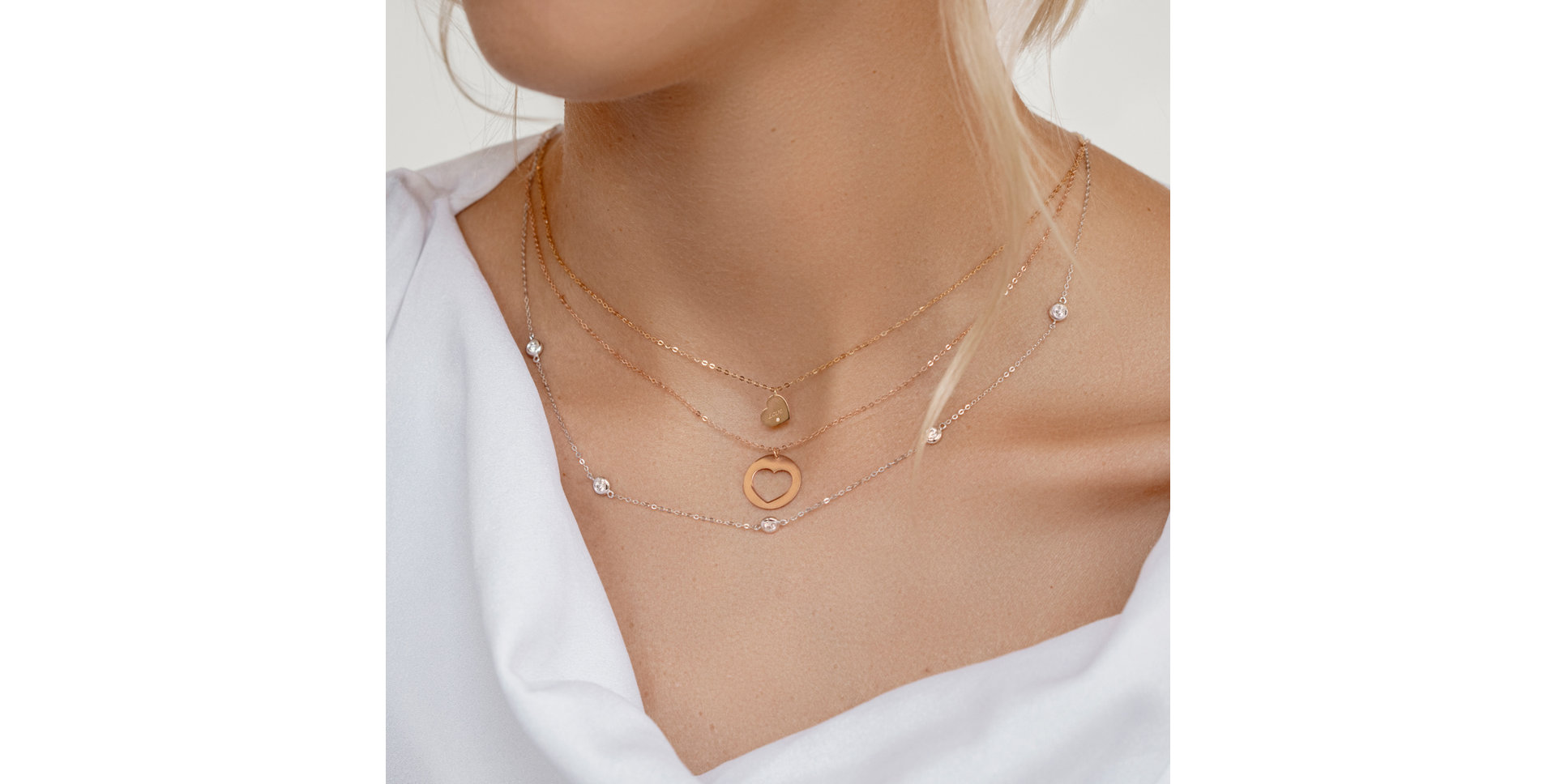 Náhrdelník s diamantmi Dots