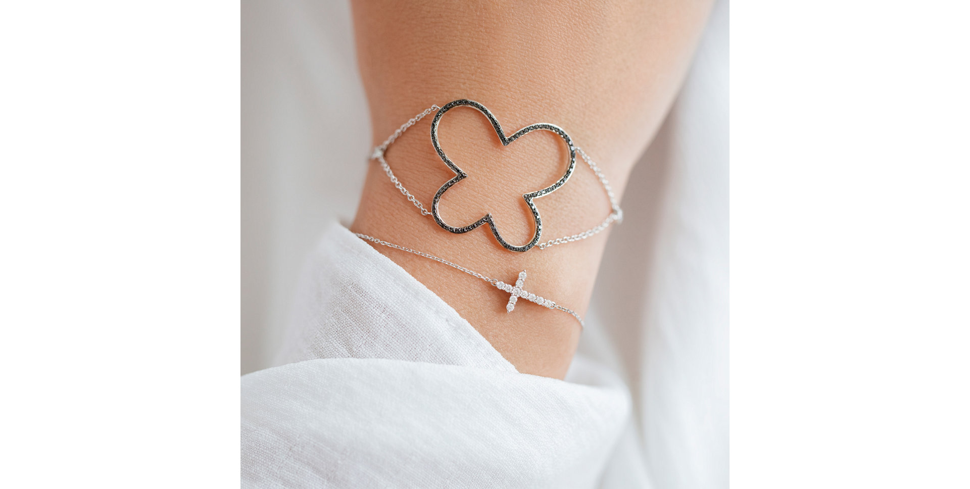 Náramok s diamantmi Glittering Cross