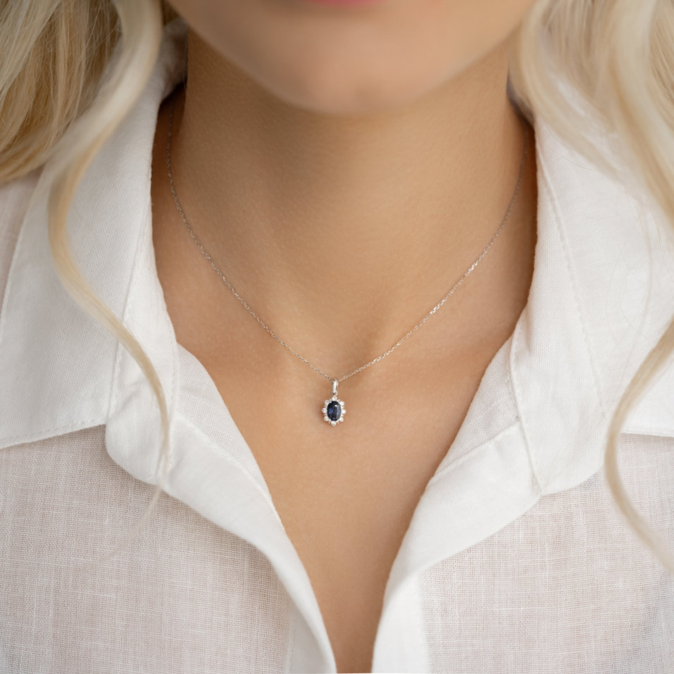 Prívesok s diamantmi a smaragdom Princess