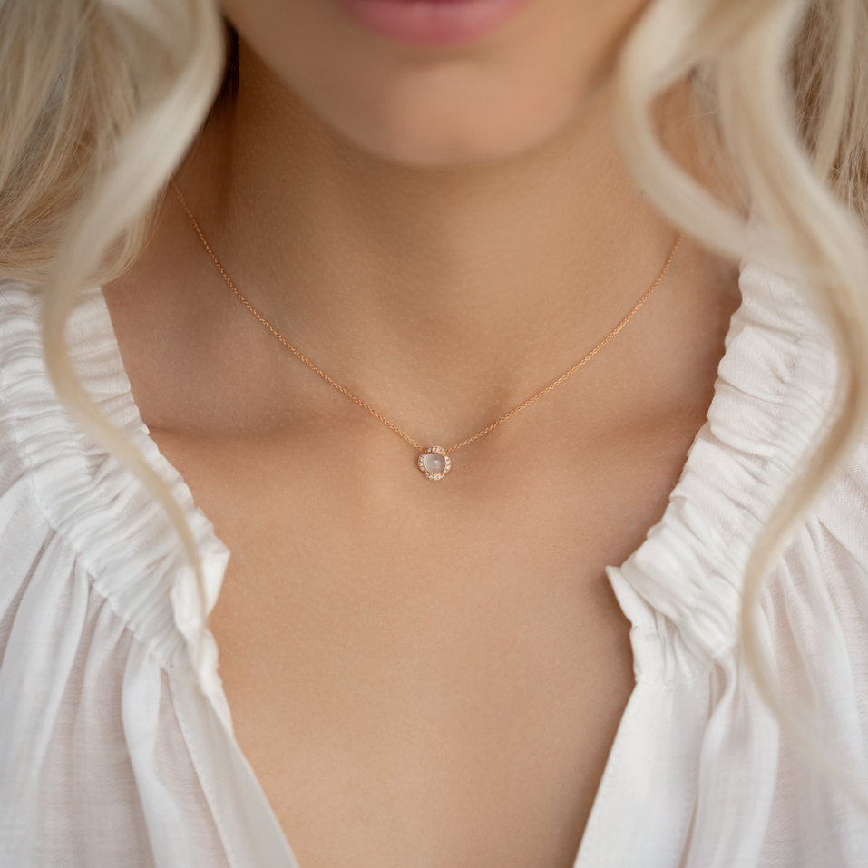 Náhrdelník s diamantmi a chalcedonom Genevieve