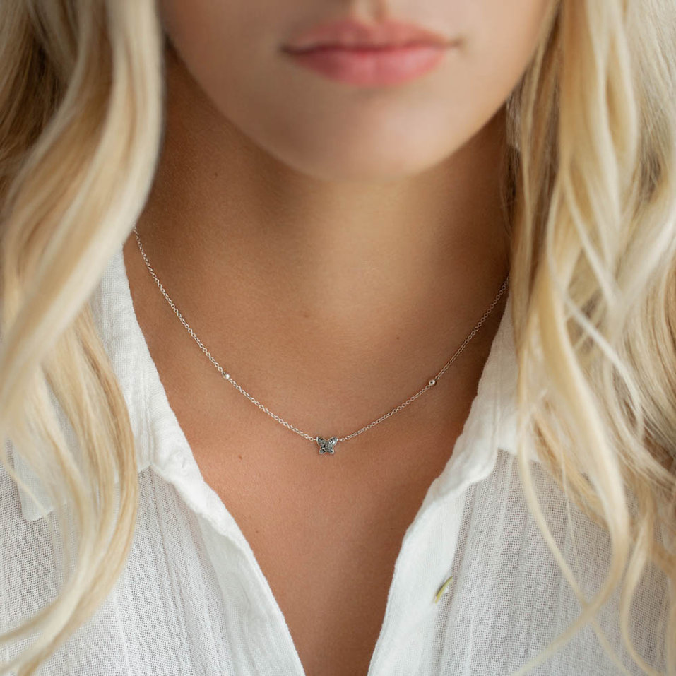 Náhrdelník s diamantmi Magic Butterfly