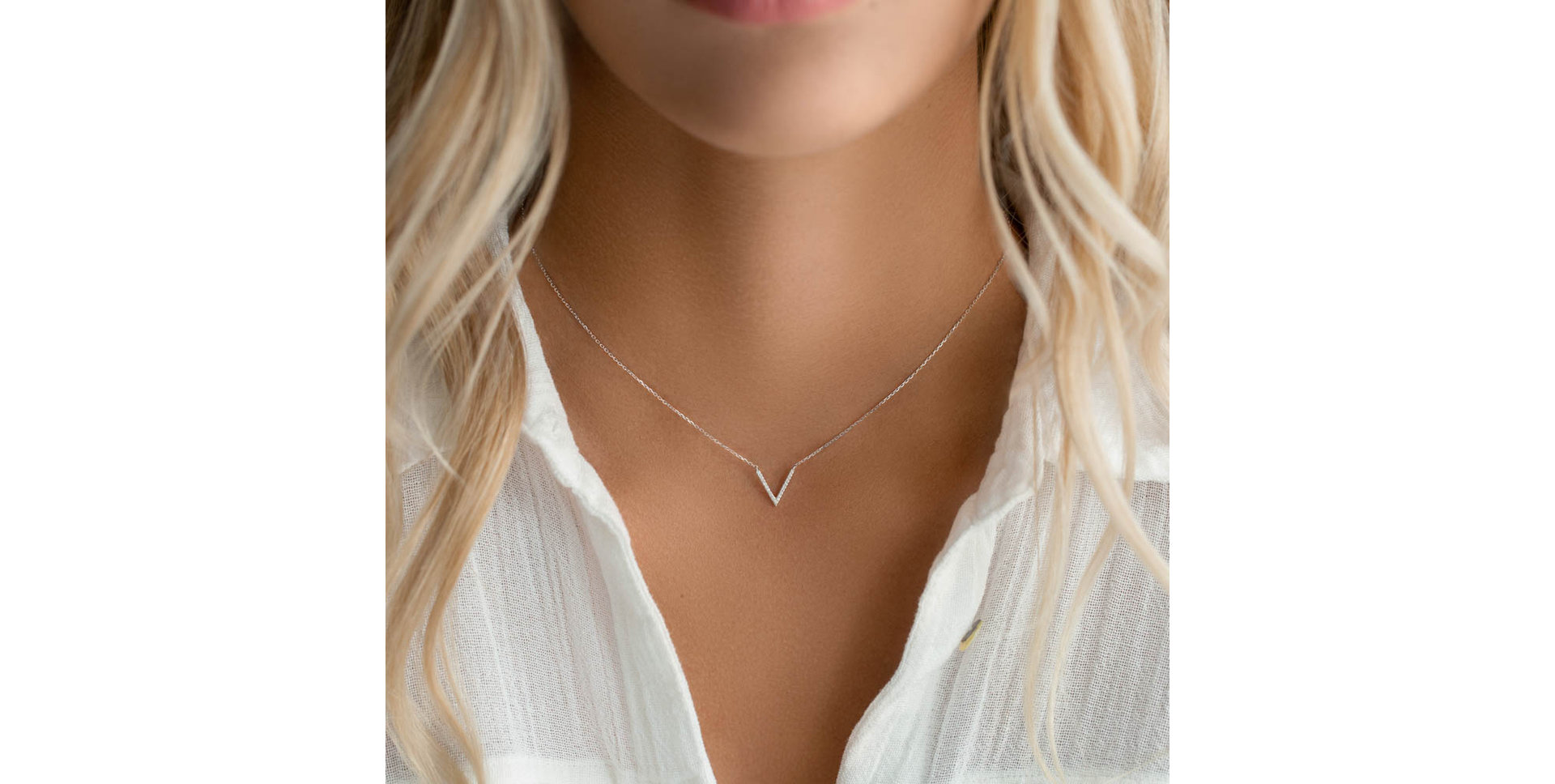 Náhrdelník s diamantmi Velvet Beauty