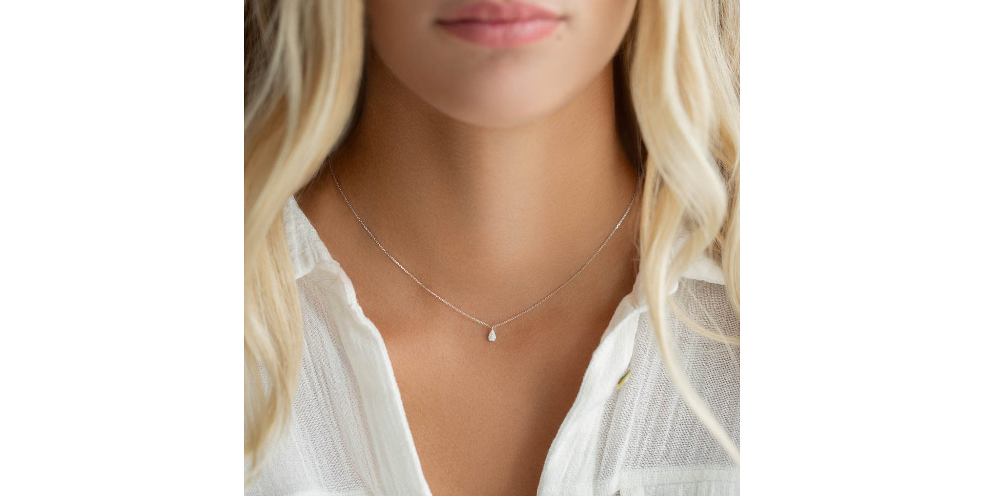 Náhrdelník s diamantmi Diamond Tear