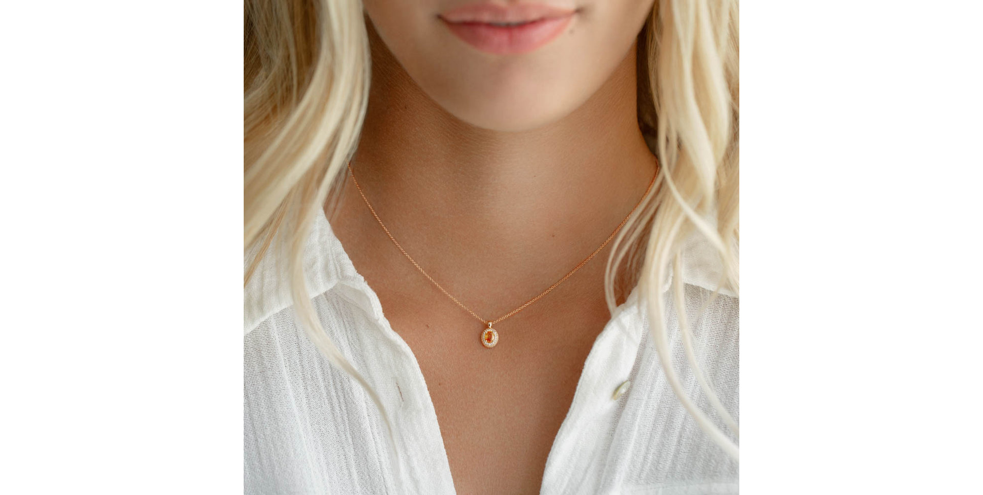 Náhrdelník s diamantmi a zafírom light Princess