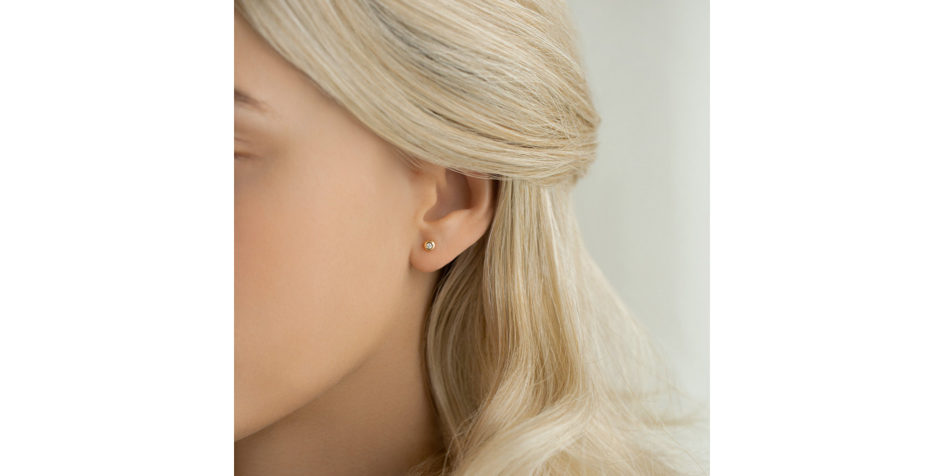 Náušnice s diamantom Sparkling Dots