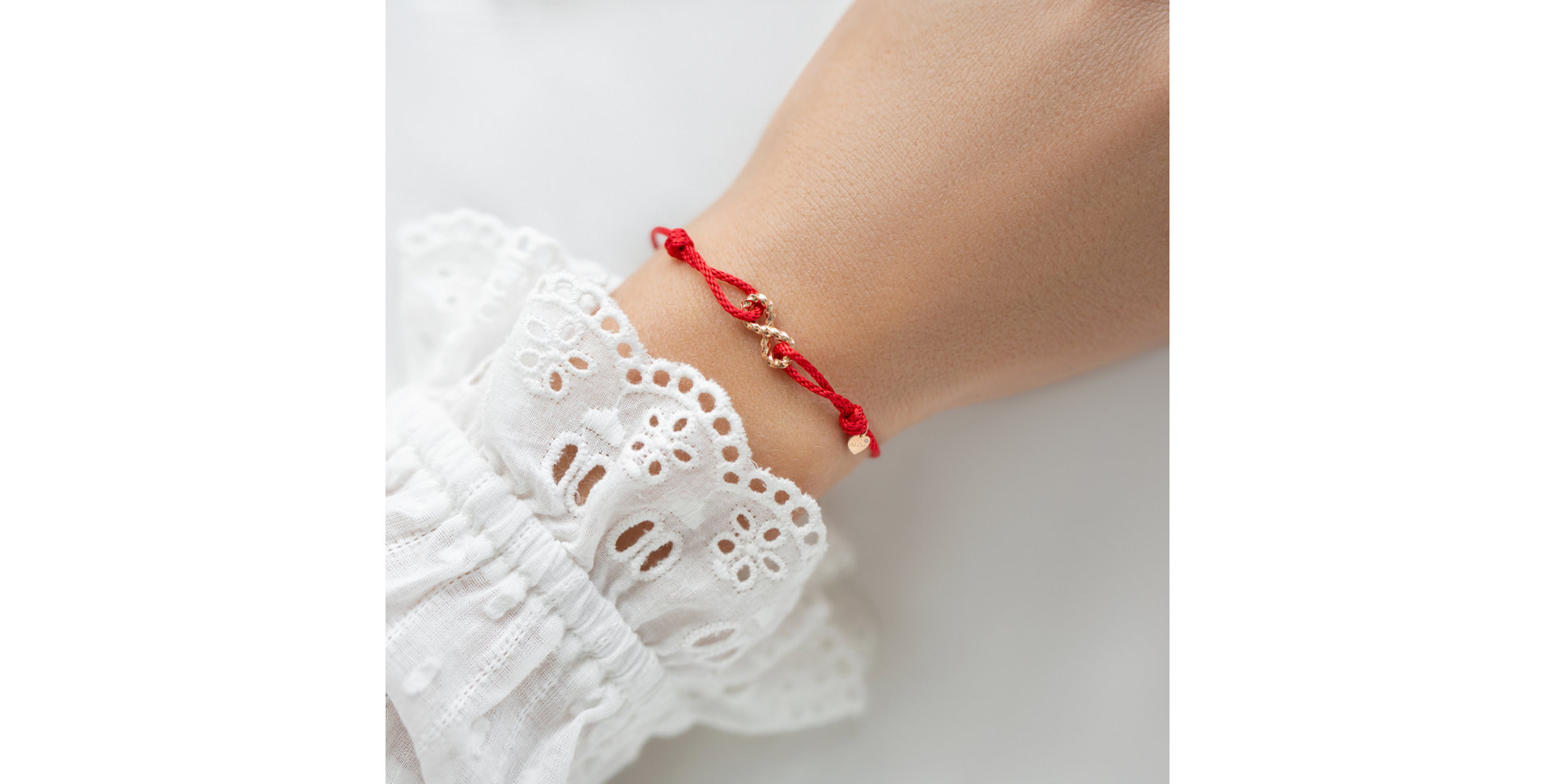 Diamantový náramok so šnúrkou Infinite life