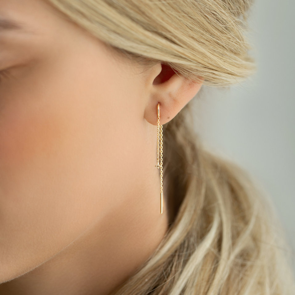 Náušnice s diamantom Swing