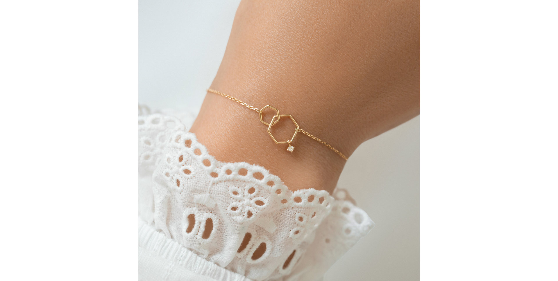 Náramok s diamantom Hexagon Elegance