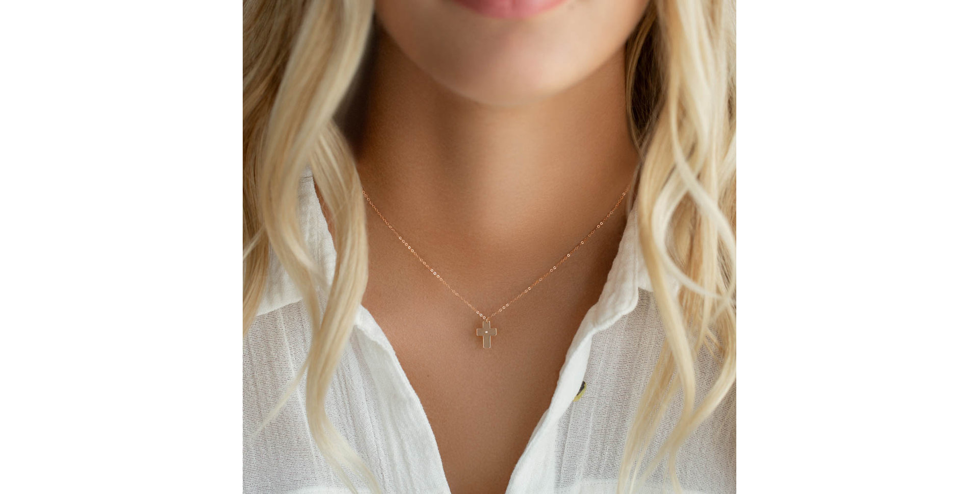 Náhrdelník s diamantom Cross of Declaration