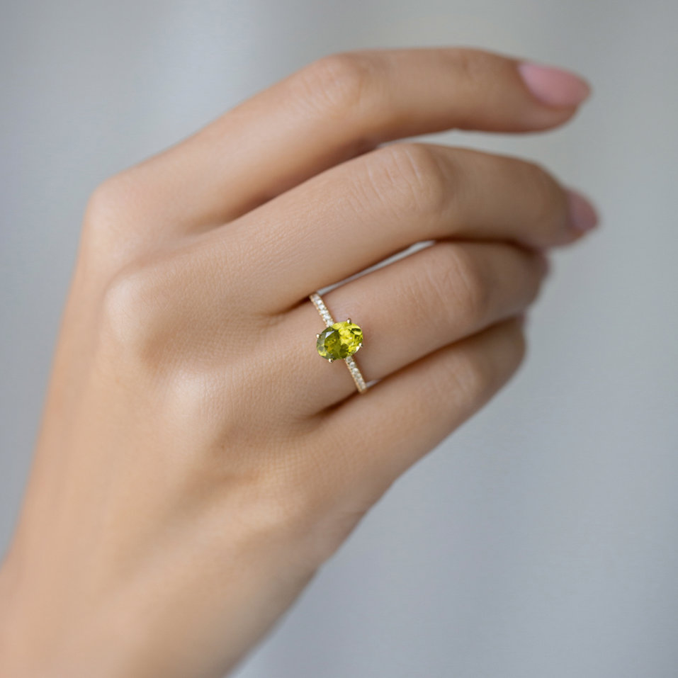 Prsteň s diamantmi a topásom Touch of Spark