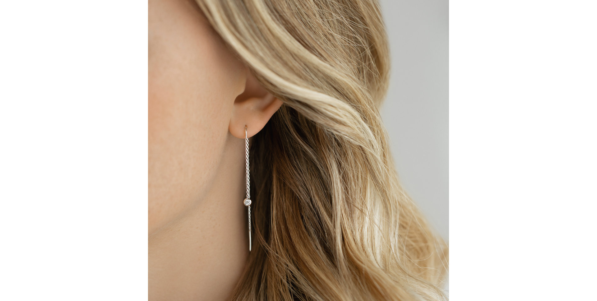 Náušnice s diamantom Dottie