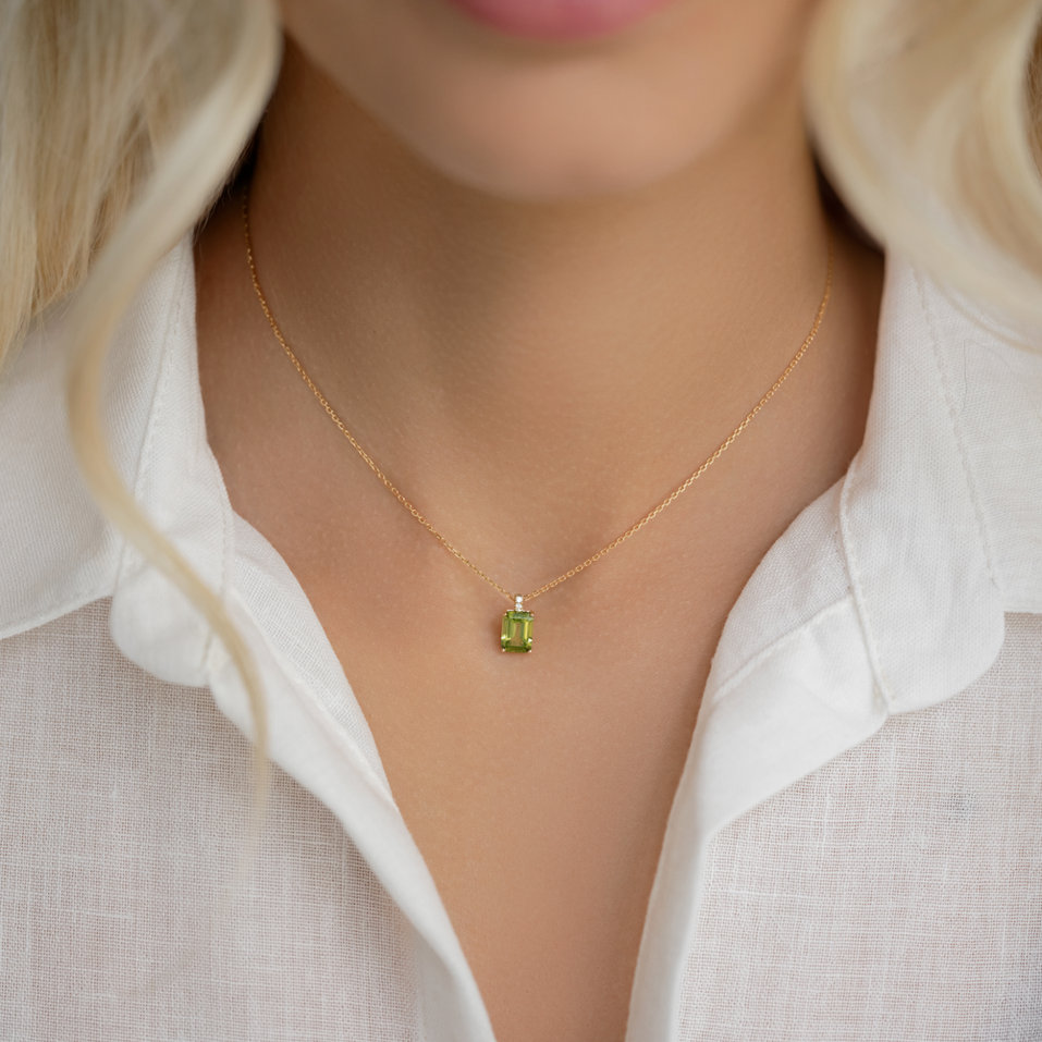 Náhrdelník s diamantmi a rhodolitom Mireth