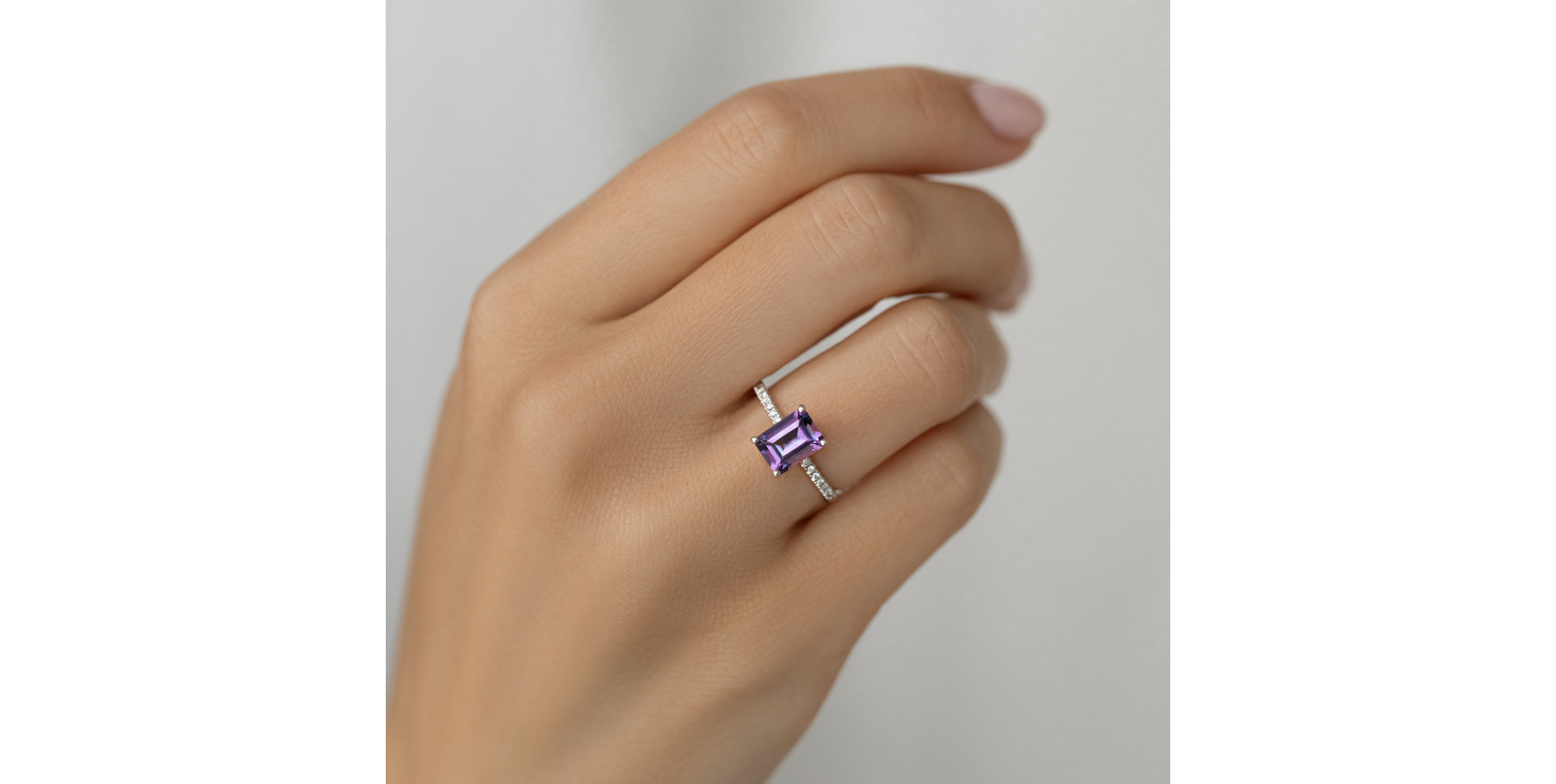 Prsteň s diamantmi a ametystom Mireth