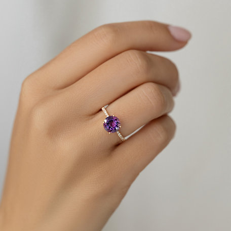 Prsteň s diamantmi a ametystom Zorabelle