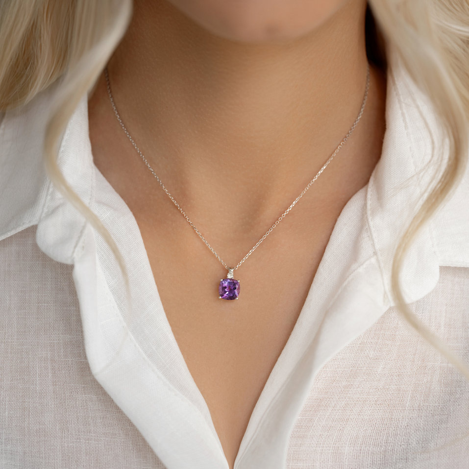 Náhrdelník s diamantom a rhodolitom The Countess