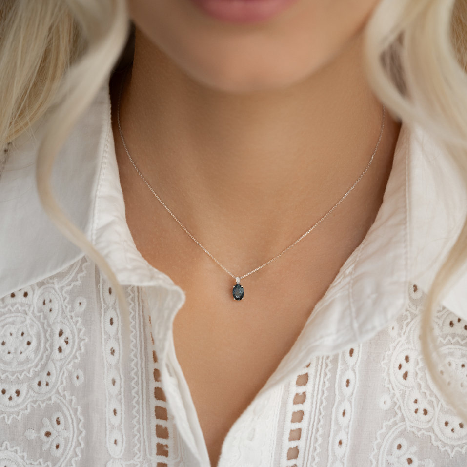 Náhrdelník s diamantmi a tanzanitom Lauriene