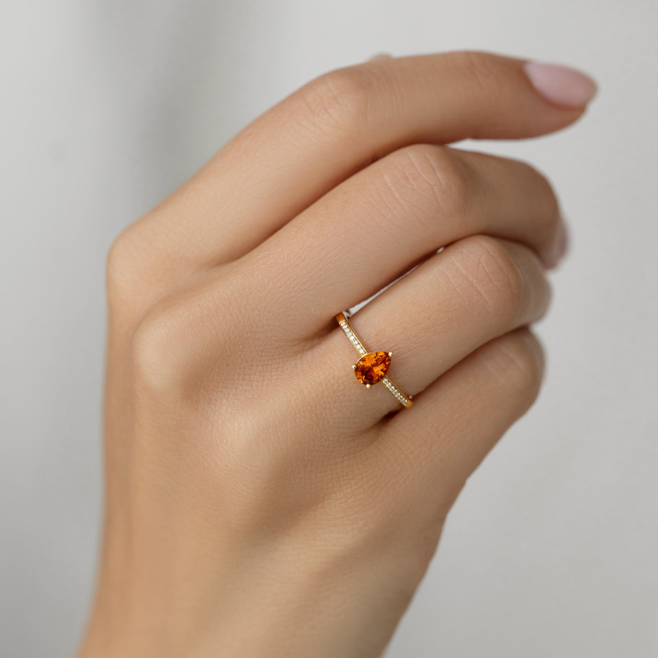Prsteň s diamantmi a citrínom Teardrop
