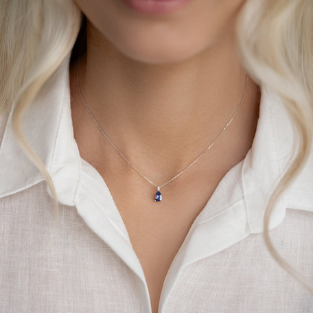 Náhrdelník s diamantmi a peridotom Teardrop