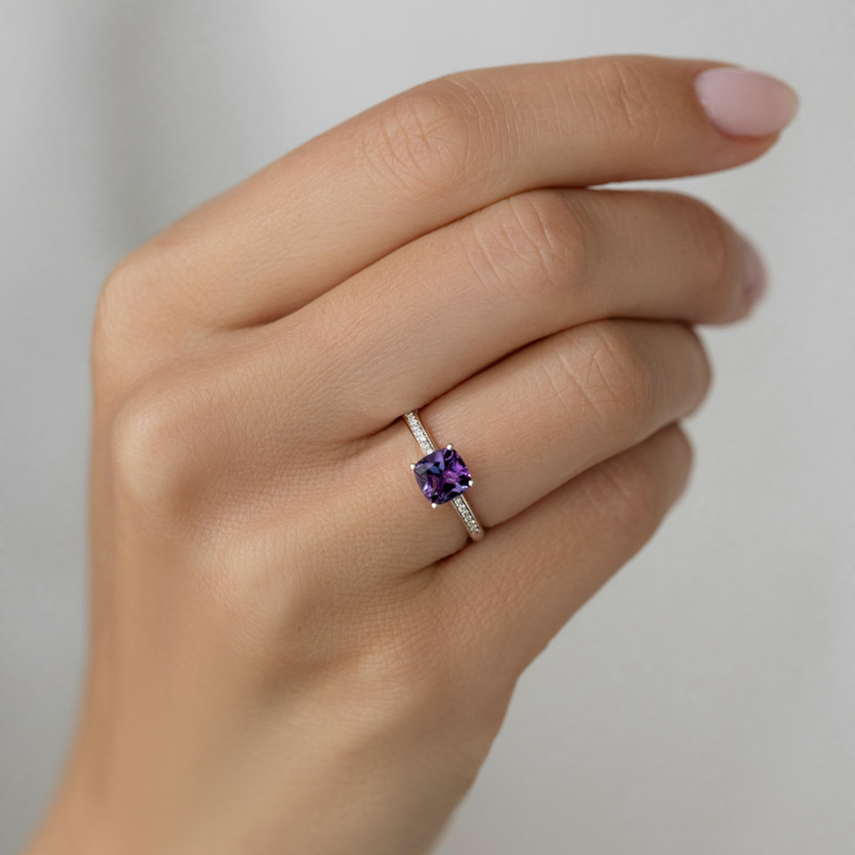 Prsteň s diamantmi a rhodolitom Melody Symphony