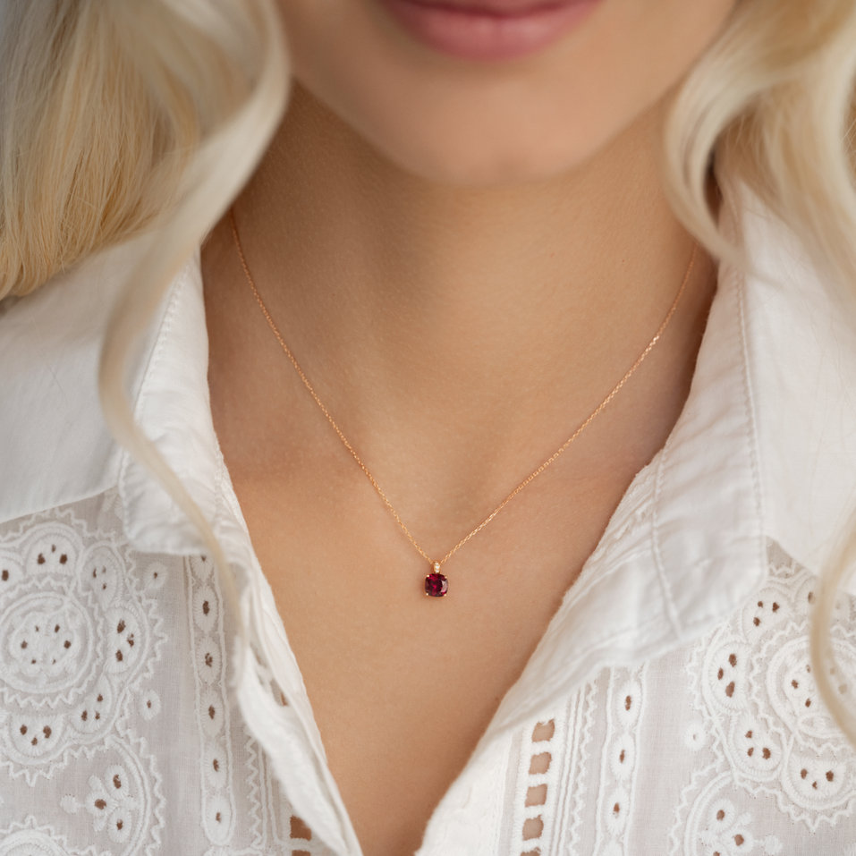 Náhrdelník s diamantmi a ametystom Amariel