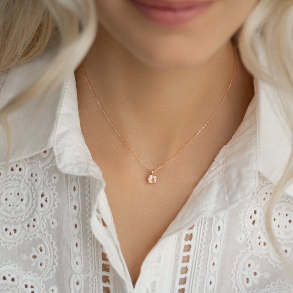 Náhrdelník s diamantmi a peridotom Amariel